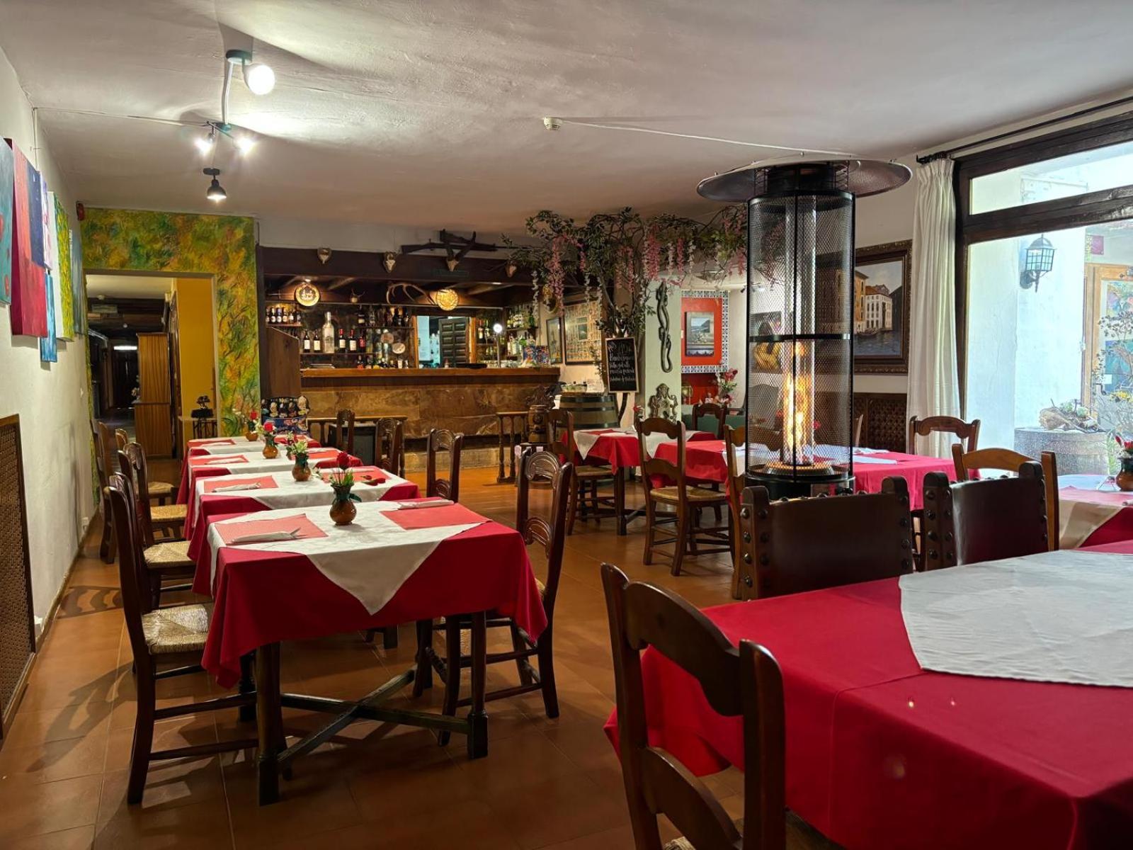 Hotel El Refugio De Juanar โอเฮน ภายนอก รูปภาพ